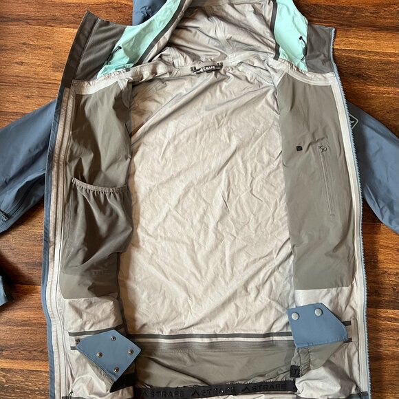 Strafe Nomad 3L Shell Jacket XXL. Like New. Worn Once. Waterproof & breathable. - Picture 7 of 10